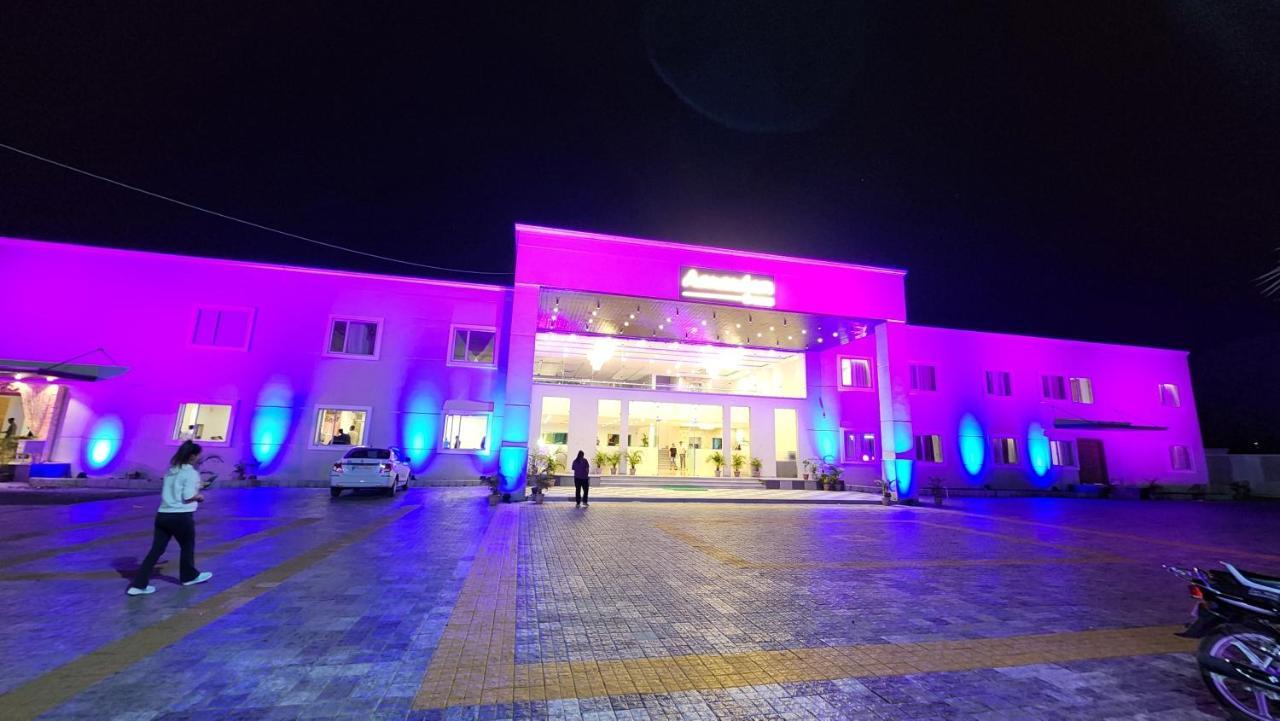 Aanandam Greens Hotel Sehore Buitenkant foto
