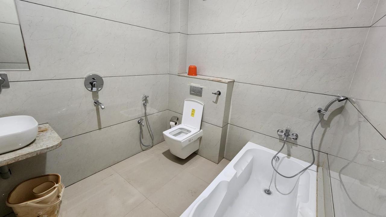Aanandam Greens Hotel Sehore Buitenkant foto